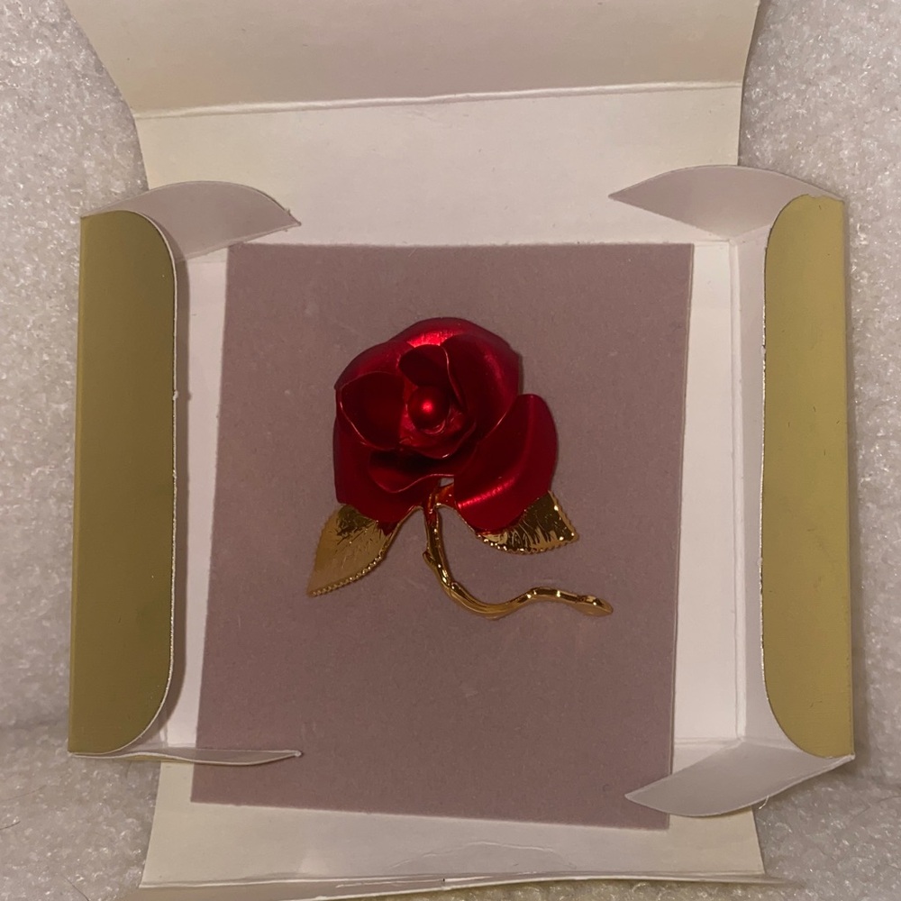 Radiant Red Rose Brooch with Gold Accents